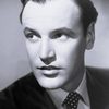 Richard Anderson as Ken Braddock