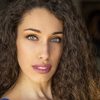 Florencia Contreras Stevens as Isabelle Shimmers