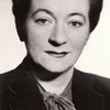 Hjördis Petterson as Olga