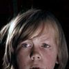 Sean Dromgoole as Warren Lee