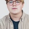Lorenzo Germeno as Tim