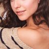 Skye Coyne as Olivia