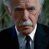 Richard Hamilton as Earl Carpenter