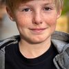 Toby Eden as Student 4
