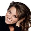 Éva Bata as Mikeyné Jolán