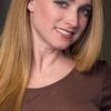 Steffie Grote as Natalie