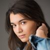 Joyce Abou-Zeid as Alia