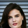 Nika McGuigan as Chrissie