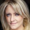 Louise McCarthy as Amanda