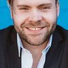 Thomas Ohrstrom as Mason