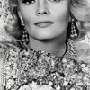 Gena Rowlands as Gloria Swenson