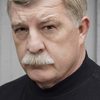 Richard Fike as Police Officer #2
