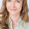 Dana Stoutenburg as Devyn