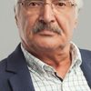 Salih Kalyon as Dr. Ibrahim