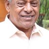 Delhi Ganesh as Major R. Kathiravan's Father