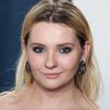 Abigail Breslin as Kacey Walker