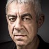 Gilles David as Le juge