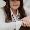 Tina Louise Owens as Kitchen Porter