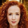 Ana Maria Belo as Sally