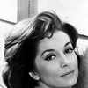 Barbara Shelley as Helen Kent