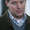 Daniel Simpson as Bartender