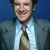 Steve Landesberg as Harvey Lipschitz