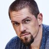 Steve Howey as Felix