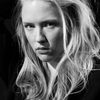 Maria Paiste as Hele