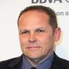 Kevin Chapman as US Marshall Cove
