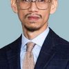 Michael Vu as Ed Glover