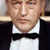 Reinhard Kolldehoff as Lt. Rossmore