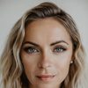 Irma Lake as Nina