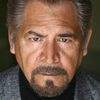 Eloy Casados as Antoine
