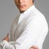 Jero Medina as Carlos