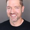 Ronnie Kroell as Darren