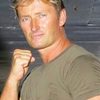 Tony Messenger as Leo