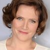 Jessica Hynes as Linda Jones