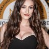 Amber Doig-Thorne as Kelly