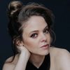 Tegan Higginbotham as Gina