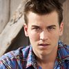 Jay Gillespie as Drake
