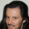 David Mucci as Lou Farmer