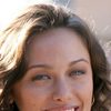 Deanna Russo as Dr. Leslie