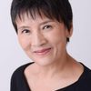 Toshie Negishi as Landlady