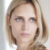 Sabrina Seyvecou as Suzanna