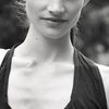 Victoire Dauxerre as Receptionist #1
