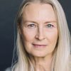 Christine Kellogg-Darrin as Mrs. Beasley