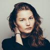 Iben Akerlie as Christine