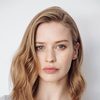 Camille Stopps as Female Patient