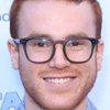 Justin Tinucci as Everett