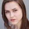 Elinor Crawley as Laurel